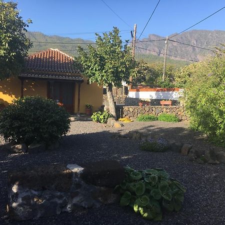 Villa Casa Gusber 2 La Rosa Esterno foto